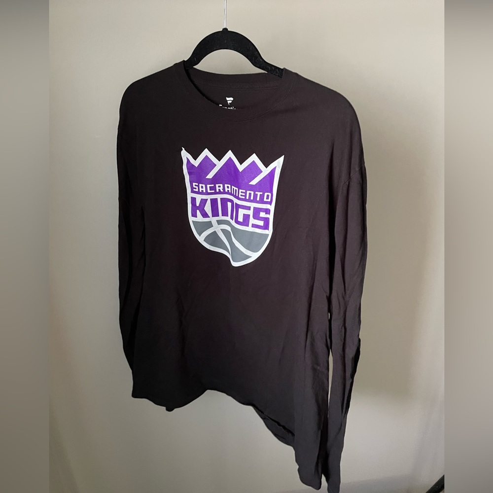 Sacramento Kings Long Sleeve Shirt